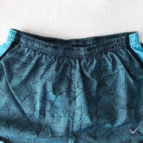 Nike Shorts Geometric blue *Lined - Picture 3 of 11